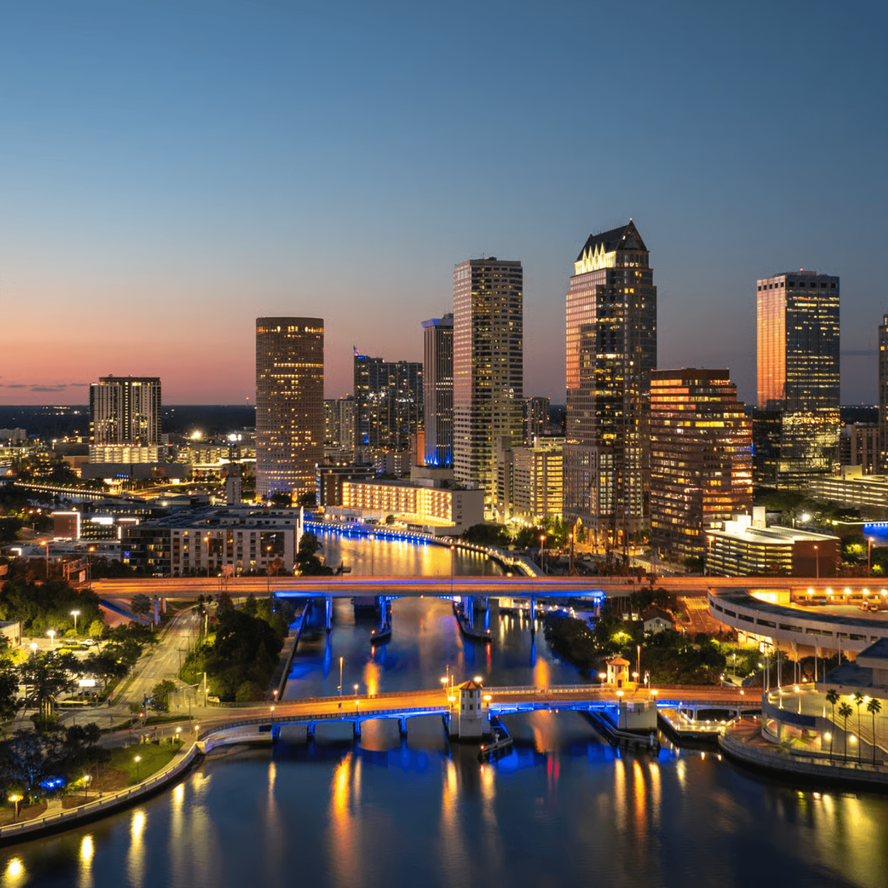Movers from <span class="text-red">Boston <br> to Tampa </span>